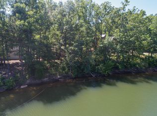 21 Lakeshore Ln E, Double Springs, AL 35553