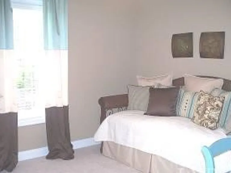 206 Capstone Dr #203 — Photo 6