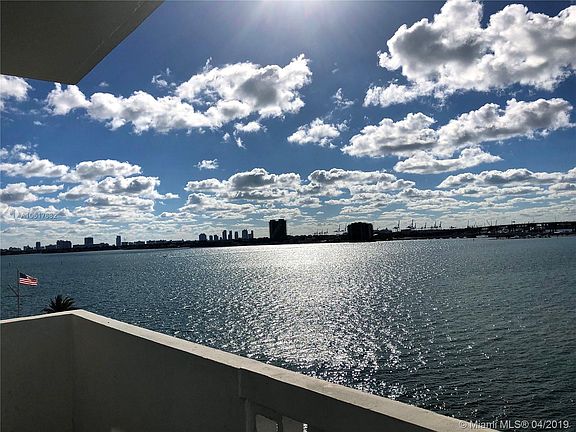 2nd image of 2121 N Bayshore Dr APT 616