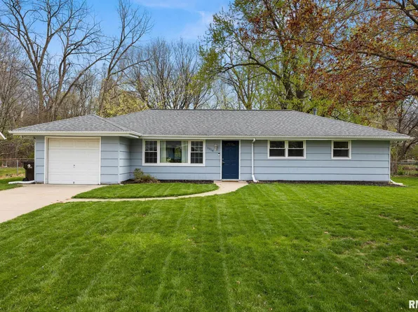 5318 N Longwood Dr, Peoria, IL 61614