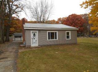 2426 S Berkey Southern Rd, Swanton, OH 43558