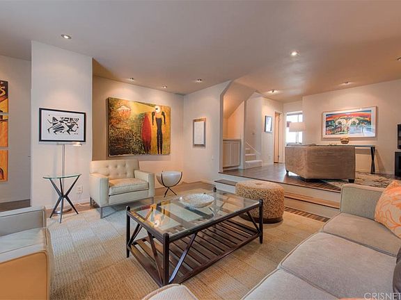 5th image of 14348 Riverside Dr Unit 13
