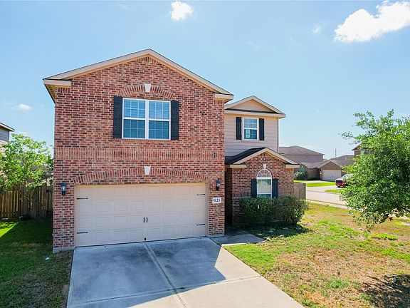 2nd image of 5123 Harbor Palm Dr