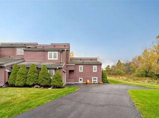 237 Woodgate Ln, Vestal, NY 13850