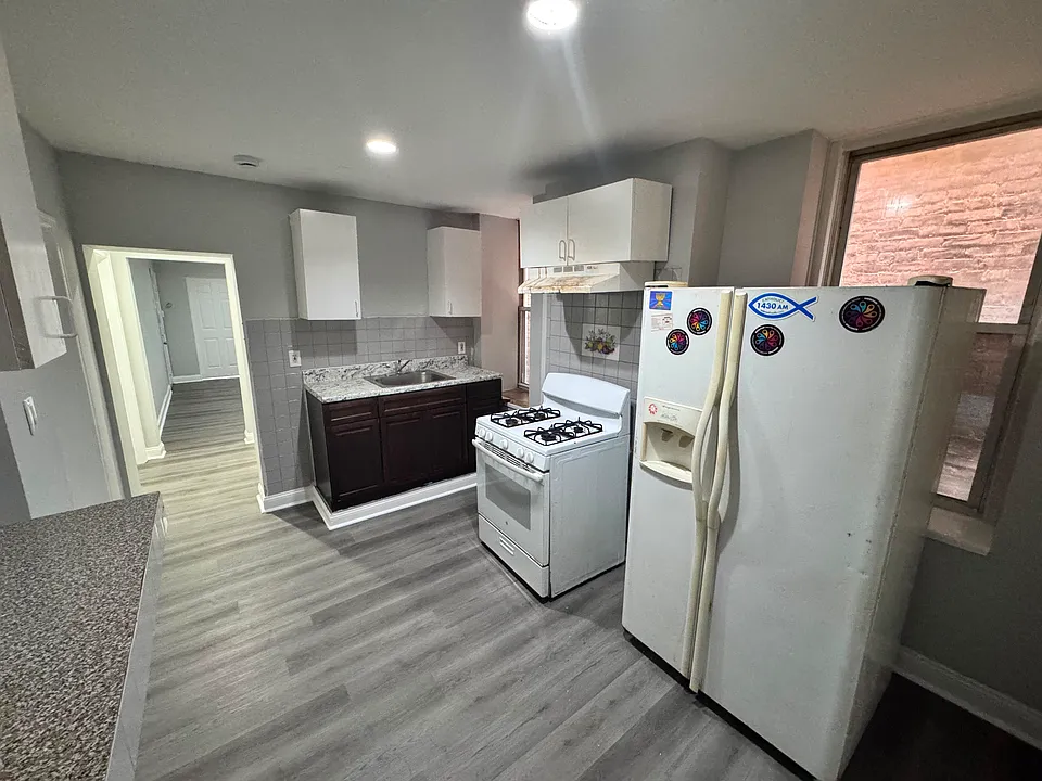 367 Morris Ave #2F