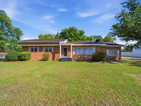 215 Summerland Ave, Batesburg, SC 29006