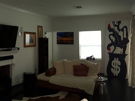 2nd image of 5938 N Miami Ave