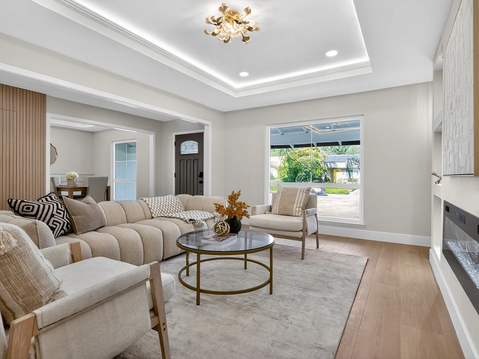 3 bed, 1600 sqft, $5,900 — Photo 3