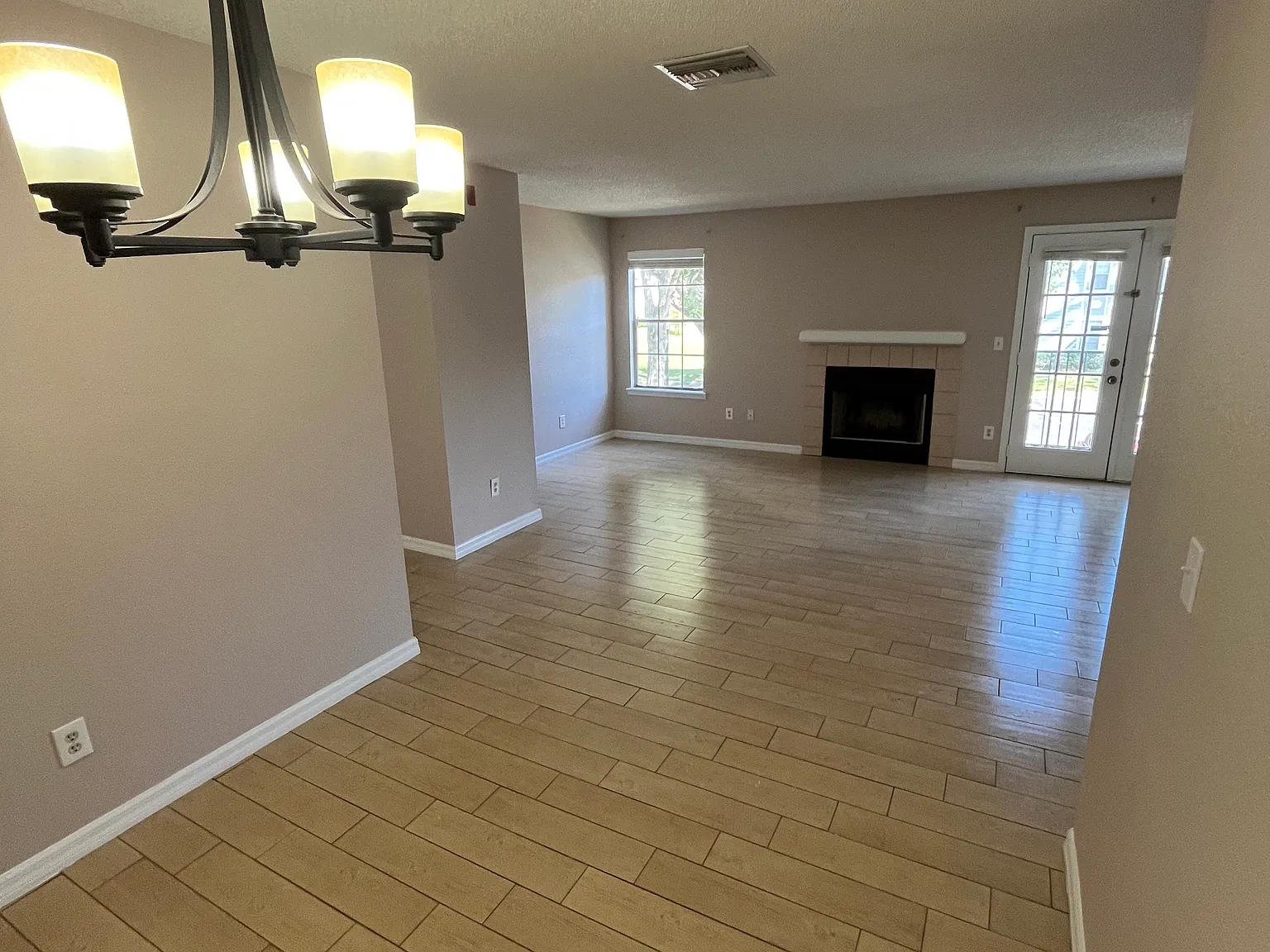 2250 N Alafaya Trl — Photo 3