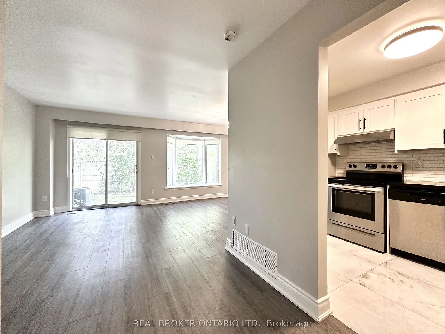 3 bed, $3,650 — Photo 2