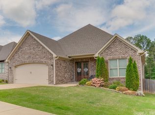 9 Ridgeview Ln, Maumelle, AR 72113