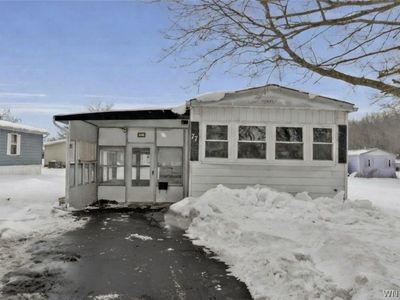 77 Lakewood Vlg, Medina, NY, 14103