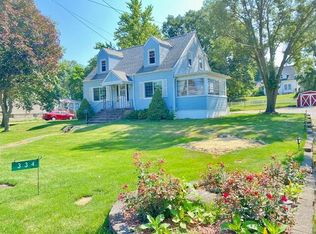 334 Castle St, Lowell, IN 46356