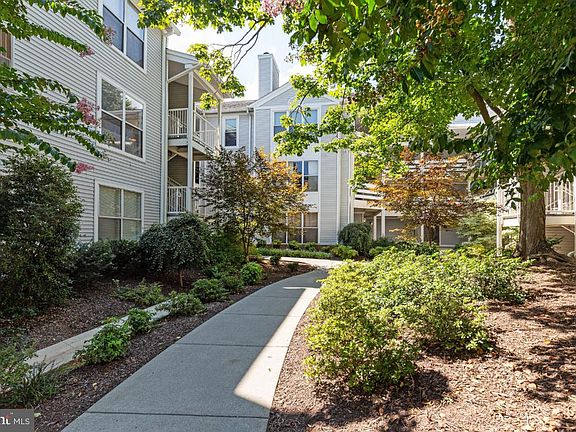 3rd image of 10302 Appalachian Cir APT 201