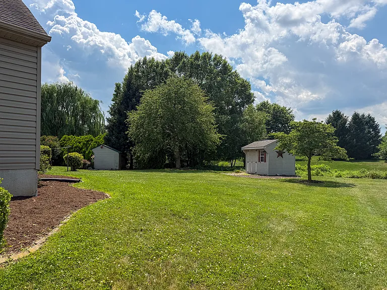 1387 Sheep Hill Rd — Photo 33