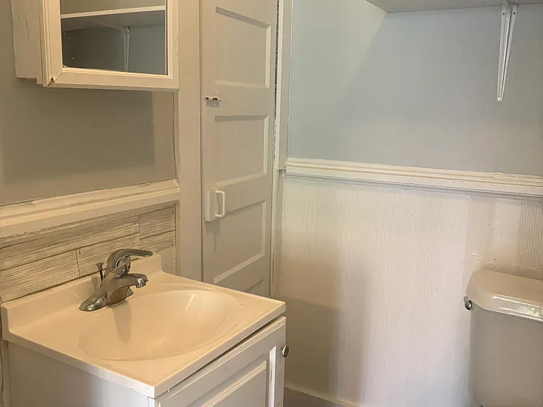 1318 Willow St #2 — Photo 12
