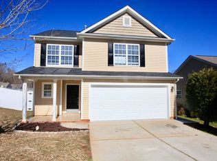 8513 Strider Dr, Charlotte, NC 28212