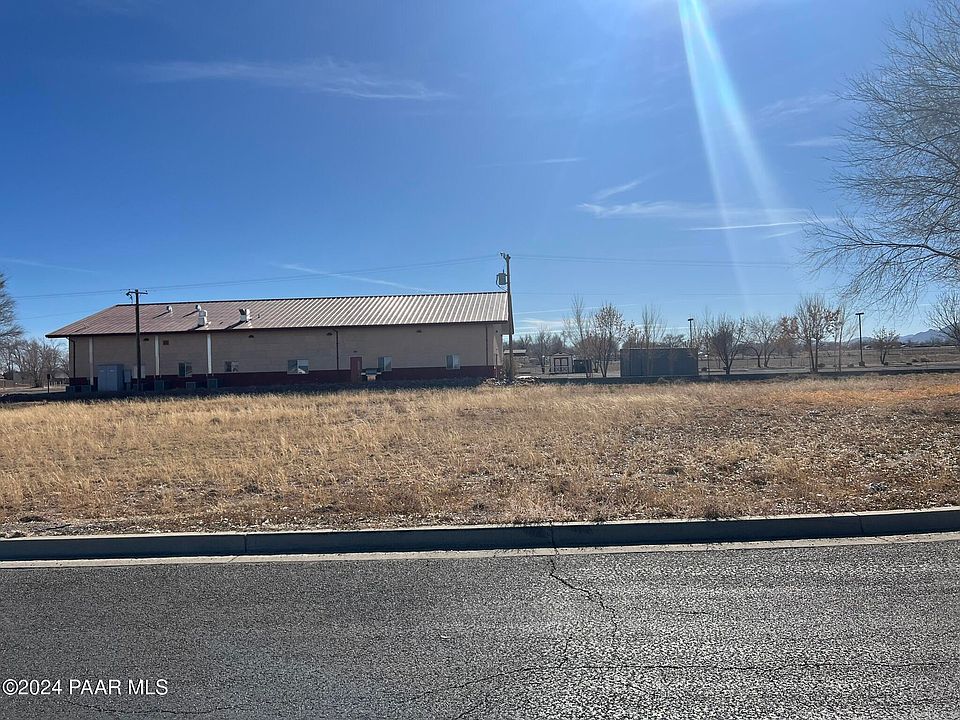 2nd image of 411 Marketplace Dr