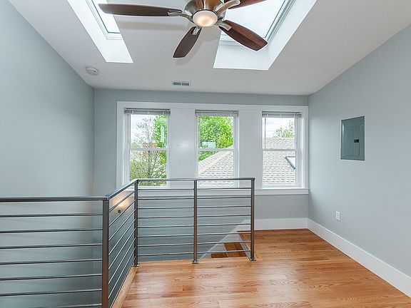4th image of 29 Brookside Ave #4