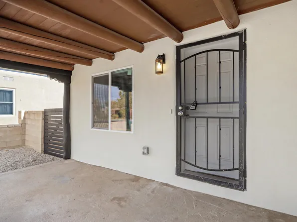 816 Alvarado Dr SE, Albuquerque, NM 87108