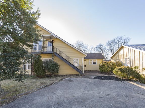 5th image of 4717 Humber Dr