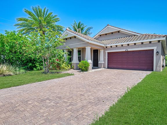 2nd image of 4400 Conchfish Ln