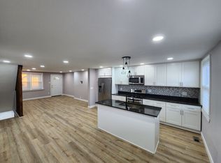 1343 Westbury Dr, Philadelphia, PA 19151