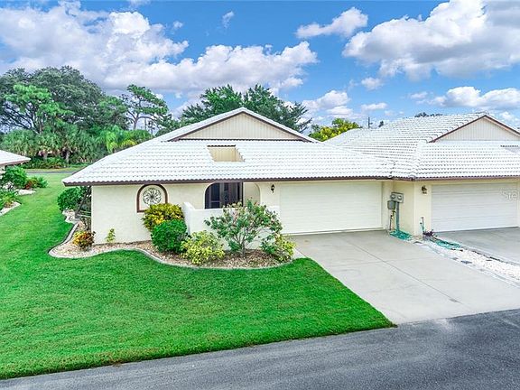2nd image of 94 Drifting Sands Dr