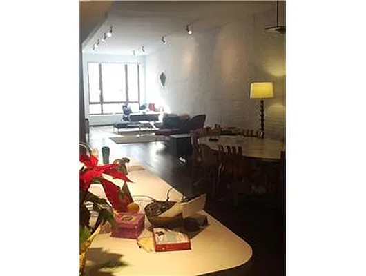 Rented by Douglas Elliman | media 22