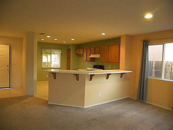 5th image of 4328 Wickford Way