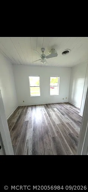 3 bed, 1.0 bath, 1029 sqft, $2,000 — Photo 3