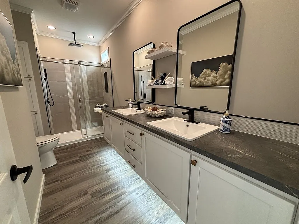 3 bed, 2.0 bath, 1441 sqft, $1,699 — Photo 3