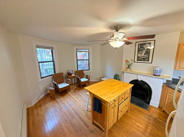 81 E Brookline St APT 1, Boston, MA 02118