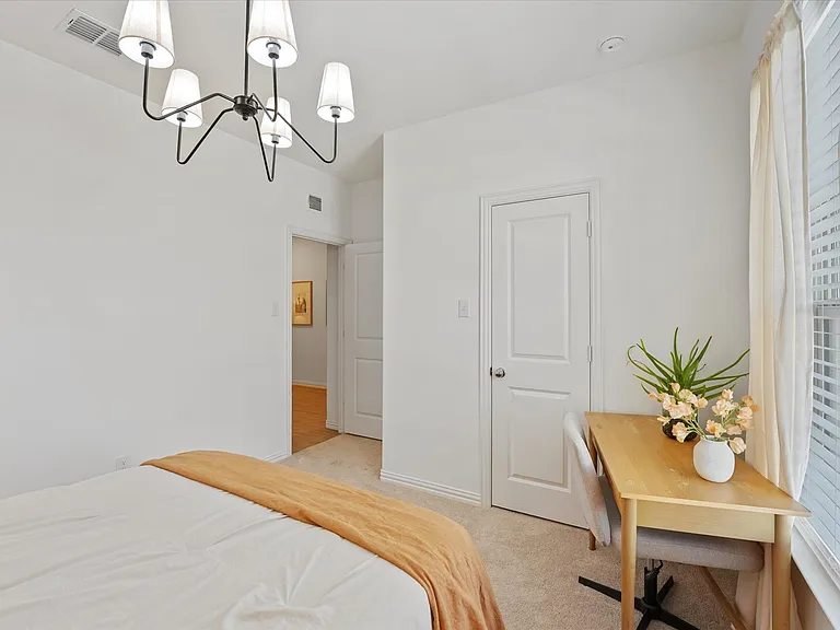 5028 Waterway Dr — Photo 17