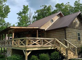 9653 McKee Rd, Irvine, KY 40336