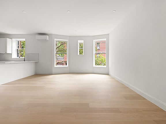4th image of 363 6th Ave APT 1