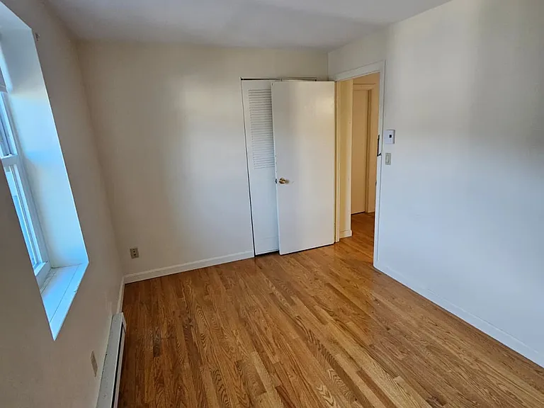 115 Clifton St #10 — Photo 4