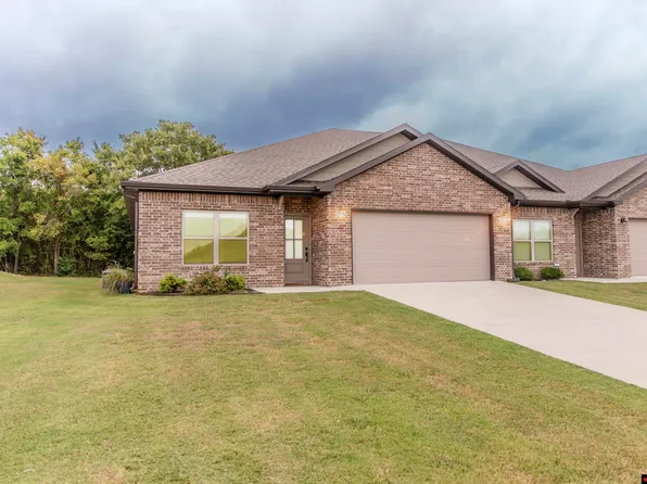 259 Turnberry Ct, Mountain Home, AR 72653