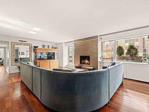 4th image of 330 E 49th St #12EF