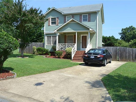 2nd image of 14 Lord Foxley Ct