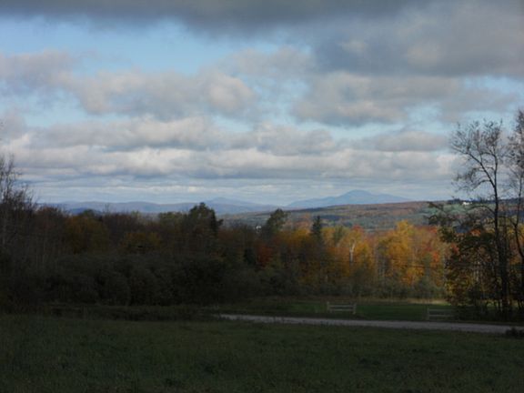 4th image of 10.1 Beautiful Acres #Crawford