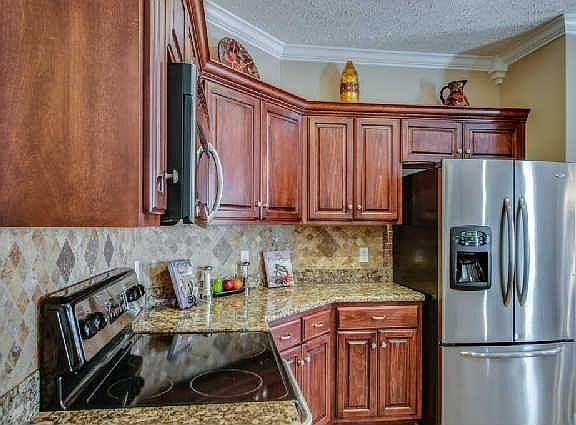 4th image of 807 Indian Park Dr