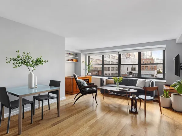 225 E 57th St APT 9M, New York, NY 10022