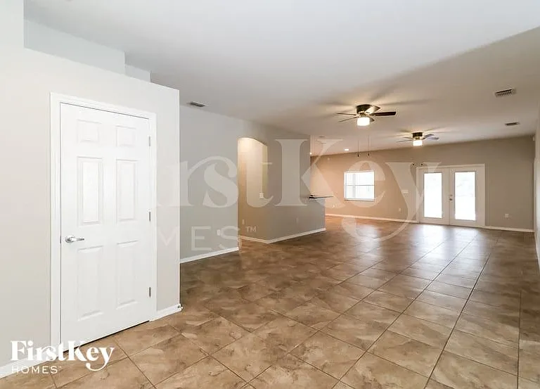 6127 Evansbrook Dr — Photo 3
