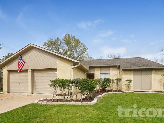 2nd image of 15802 Echo Canyon Dr
