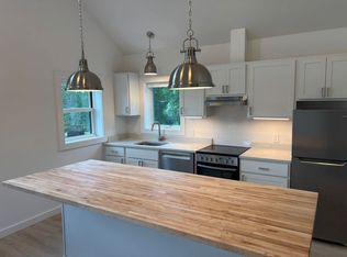 200 Laurel Street, Lee, MA 01238