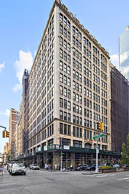 Sold by Compass | media 14