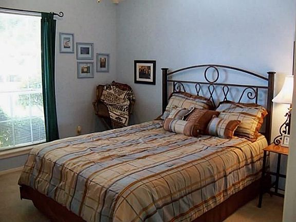 2nd image of 1001 Lytle Creek Dr