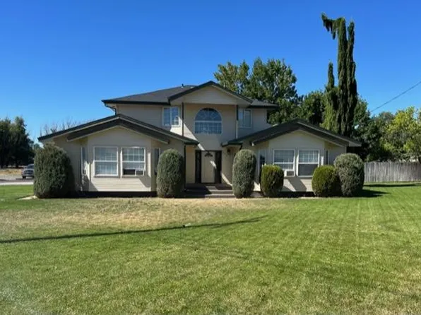 502 S 96th Ave, Yakima, WA 98908