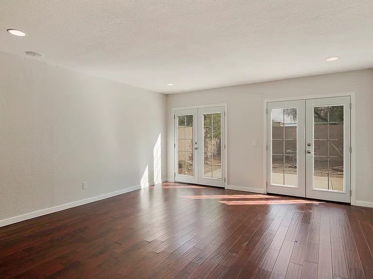 3547 W Via Del Sol Dr — Photo 1